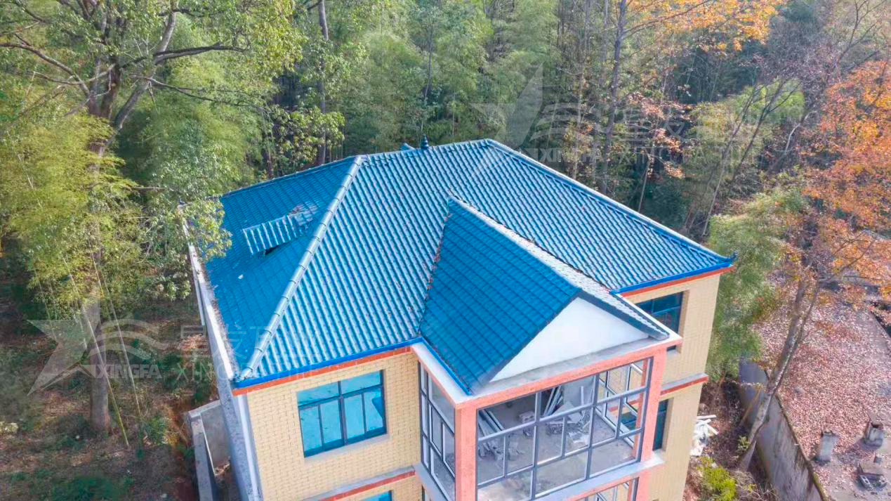 農村老舊房屋改造翻新，眾人都首選合成樹脂瓦的真實原因？