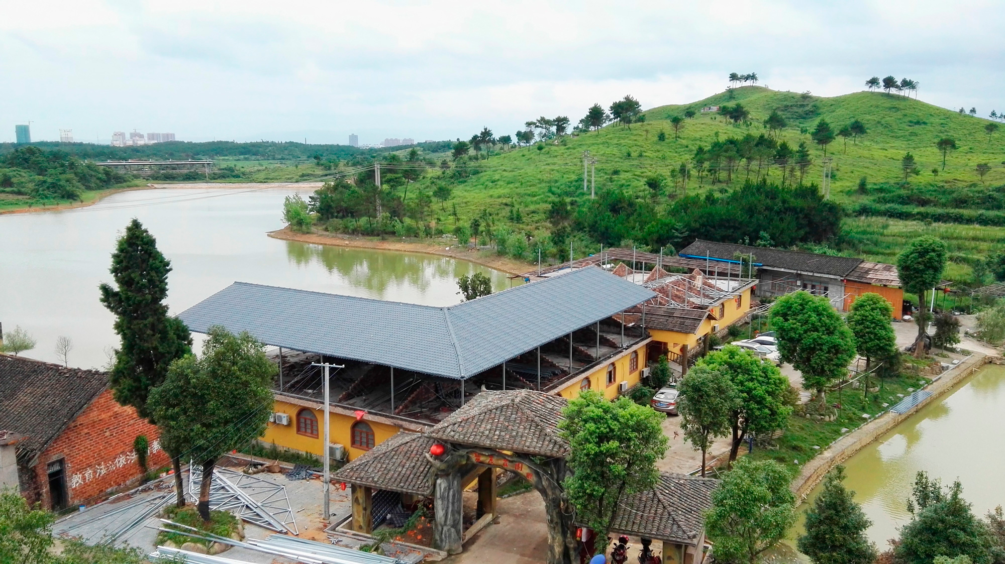 關于合成樹脂瓦行業的3大謠言，學到就是賺到！