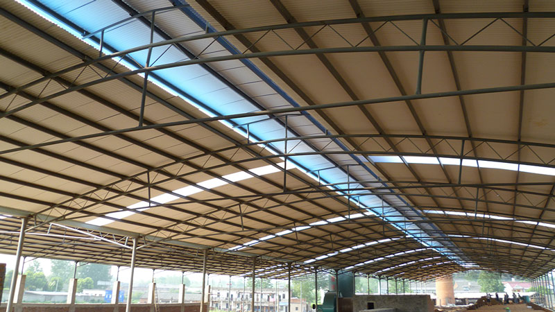 遇上雷陣雨時,屋面上的絕緣樹脂瓦是否安全?是否導電?